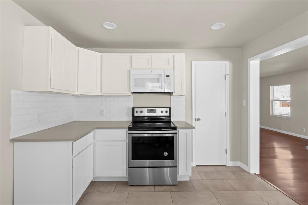 409 Jefferson Avenue Property Photo 8