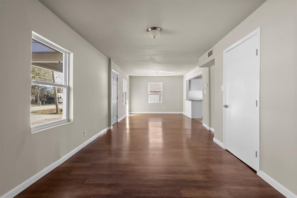 409 Jefferson Avenue Property Photo 17