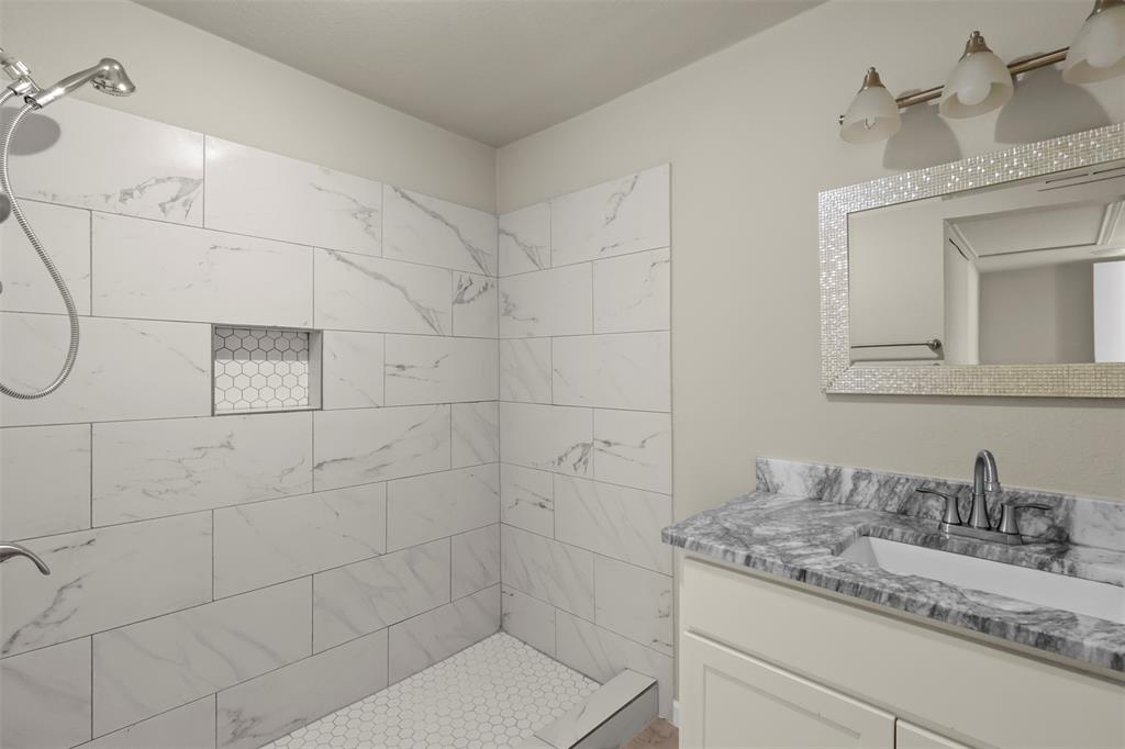 409 Jefferson Avenue Property Photo 26