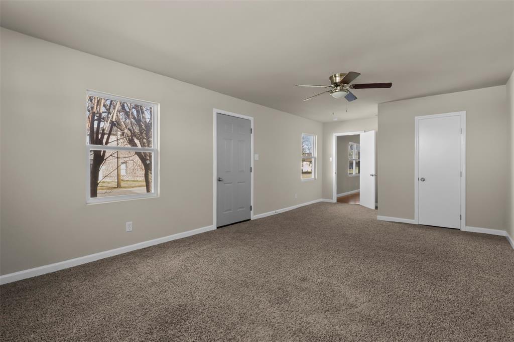 409 Jefferson Avenue Property Photo 35