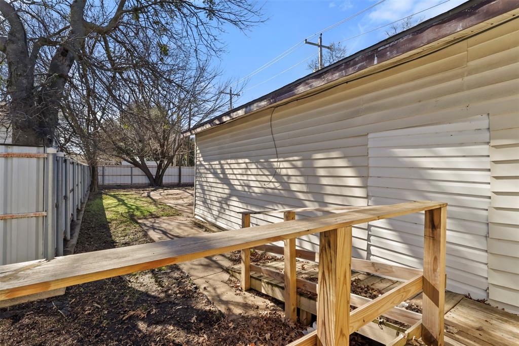 409 Jefferson Avenue Property Photo 36