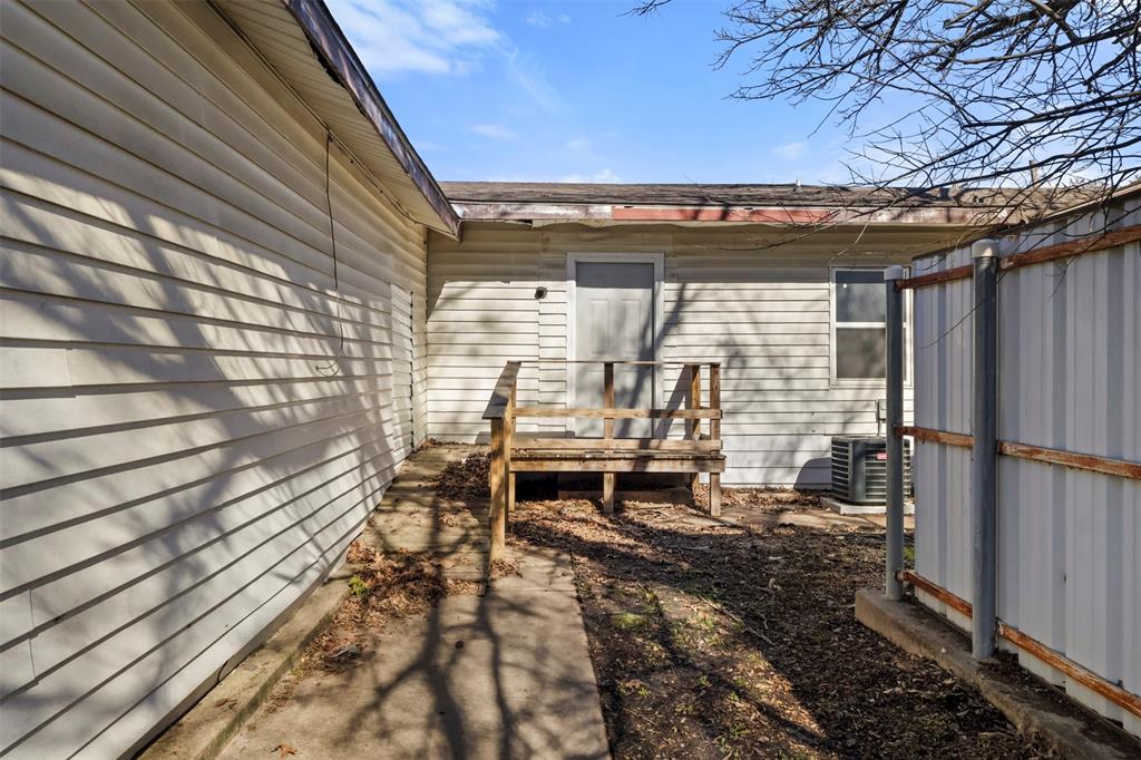409 Jefferson Avenue Property Photo 37