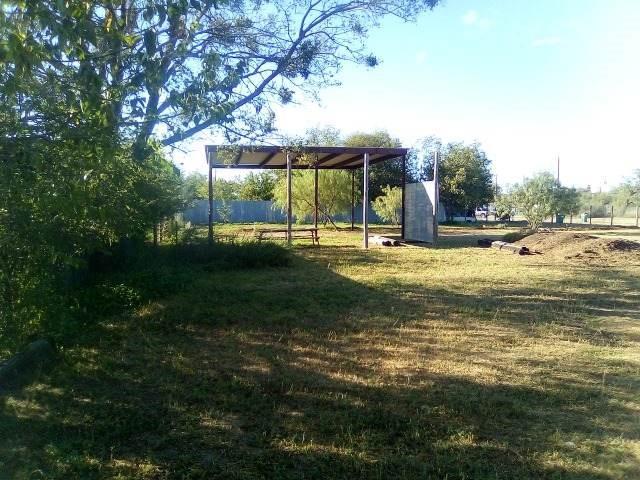 815 Pear Street Property Photo 8