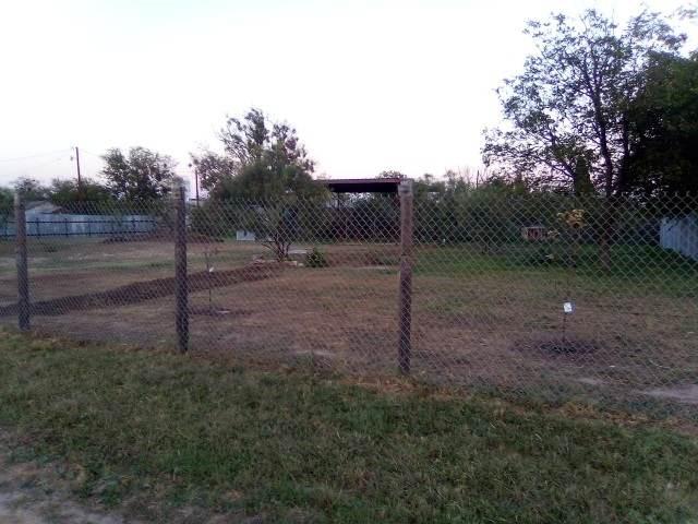 815 Pear Street Property Photo 13