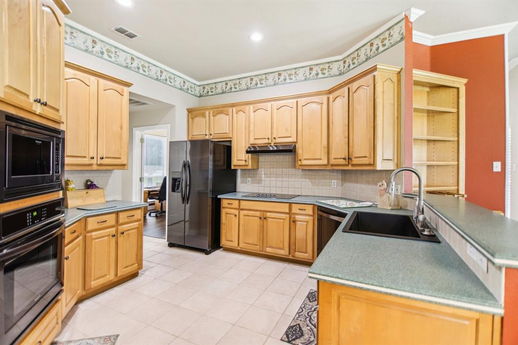 5510 Flagstick Drive Property Photo 14