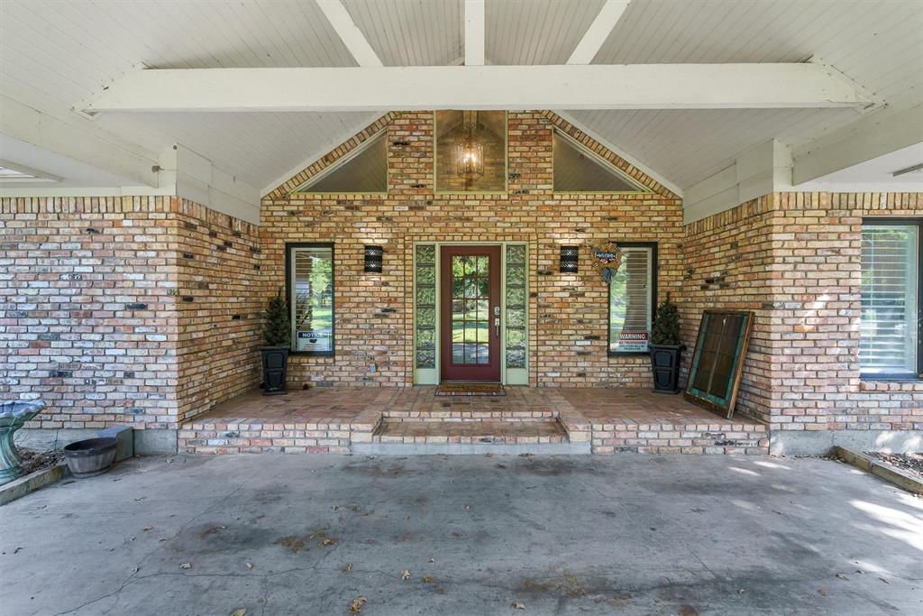 120 Deer Park Court Property Photo 3