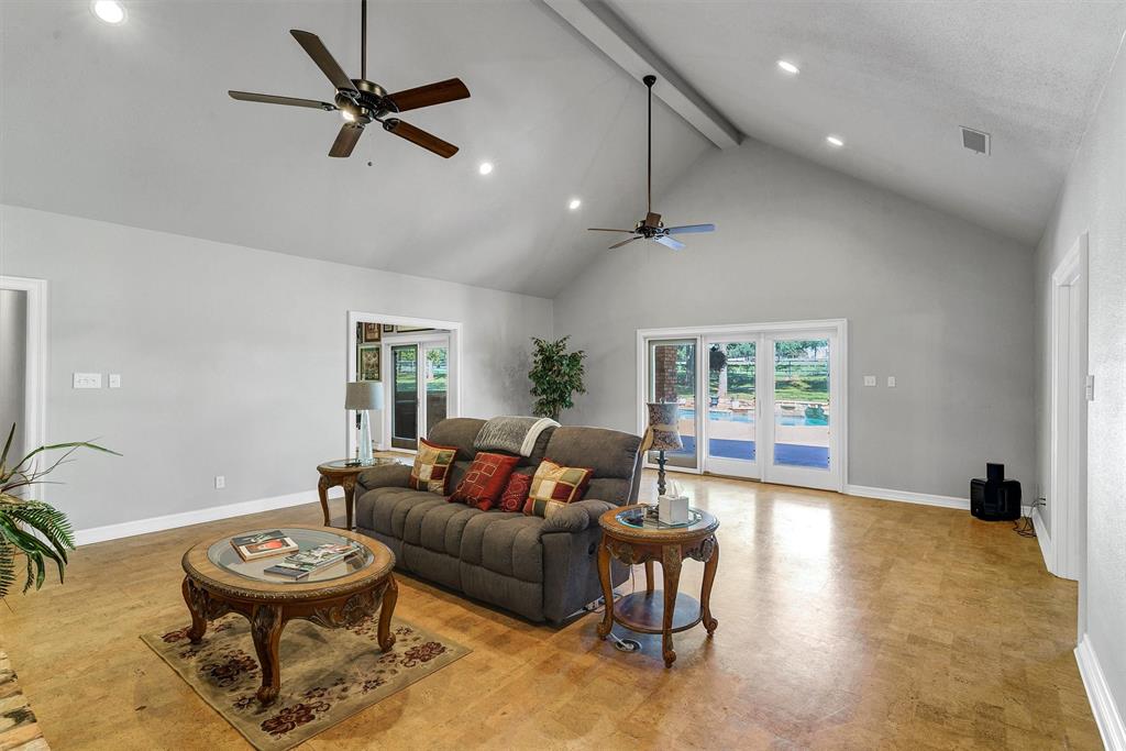 120 Deer Park Court Property Photo 6