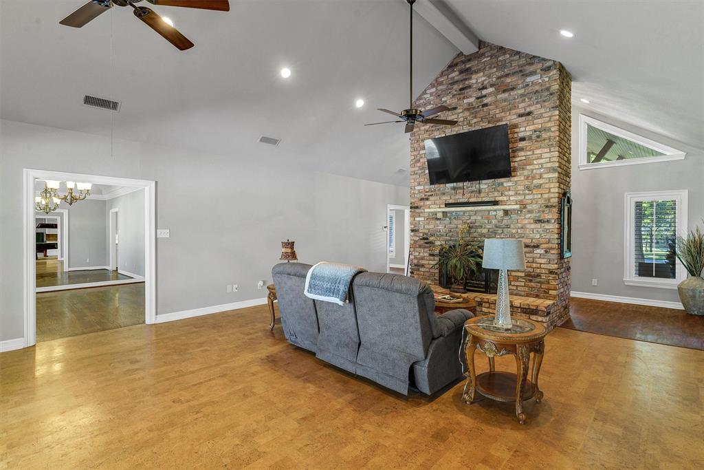 120 Deer Park Court Property Photo 8