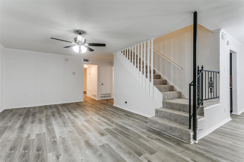 2823 Summit View Drive Property Photo 6