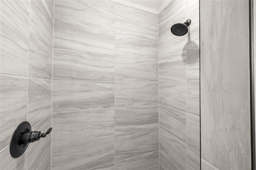 1024 Arbor Hills Court Property Photo 27