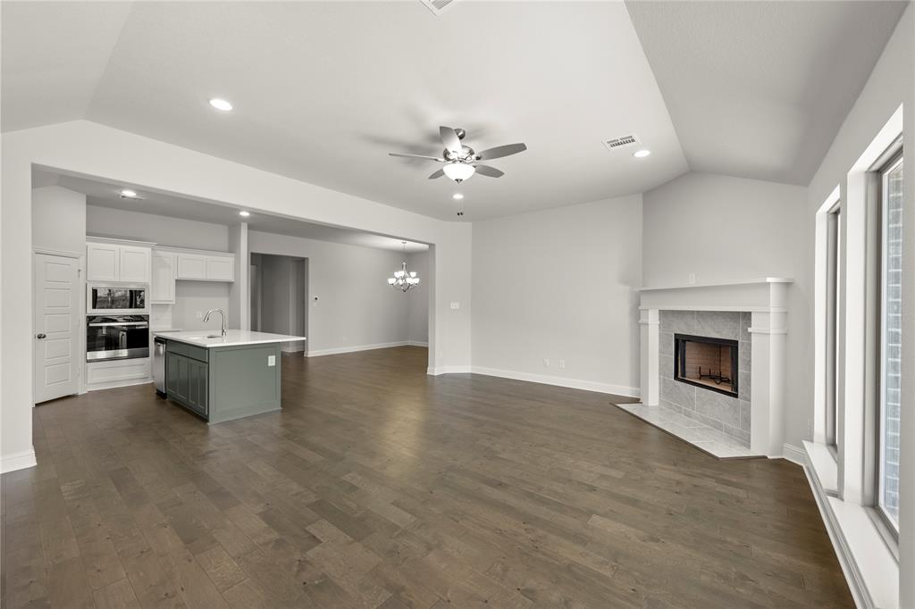 433 Elyse Road Property Photo 11