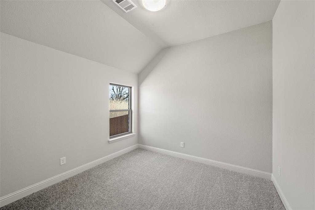 409 Elyse Road Property Photo 7