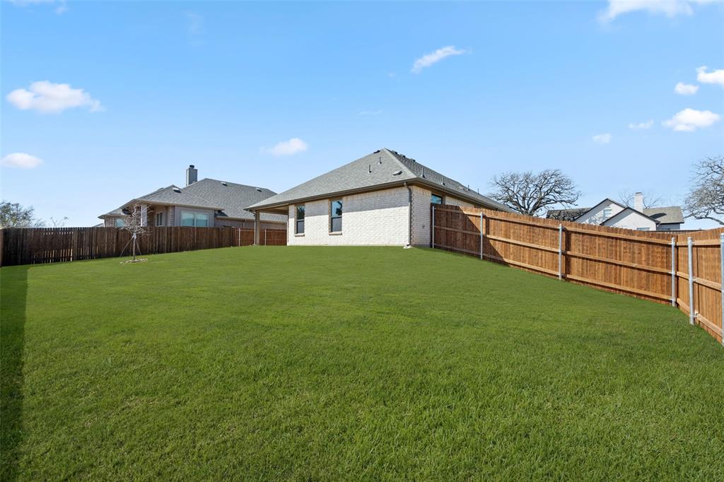 409 Elyse Road Property Photo 12