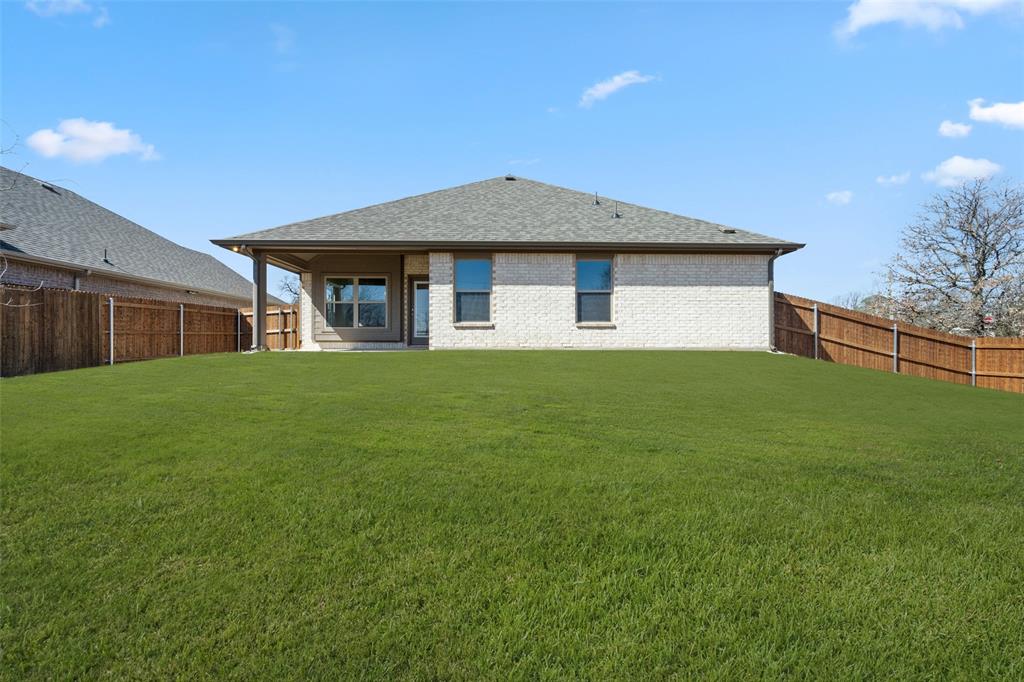 409 Elyse Road Property Photo 15