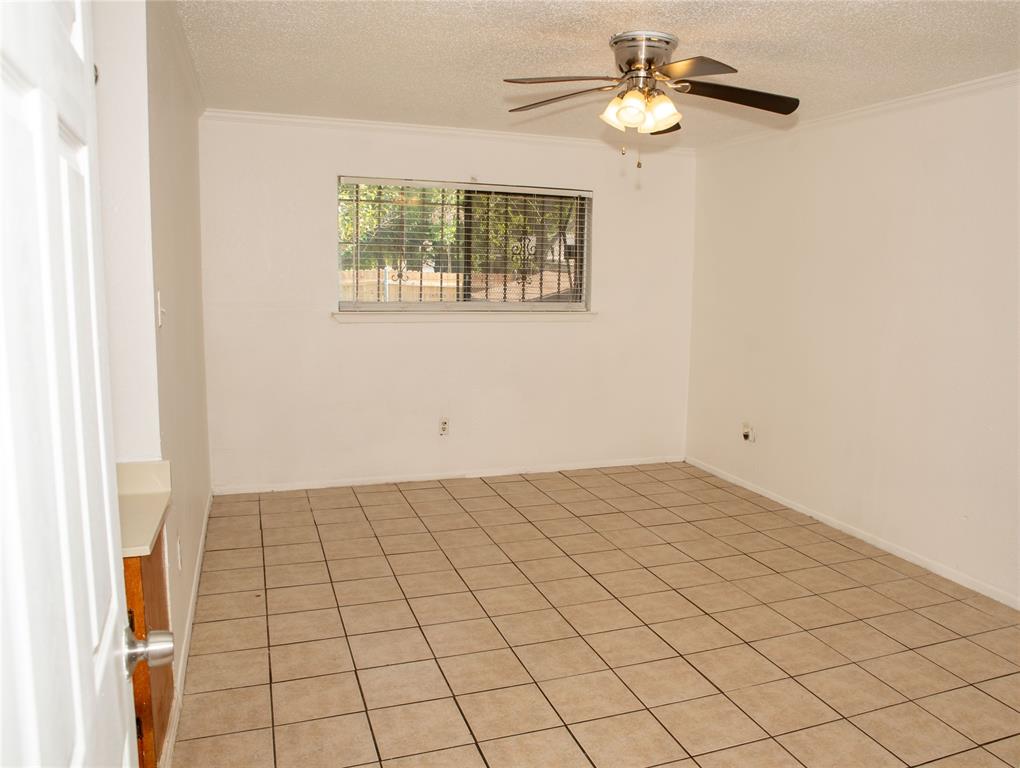 513 Worthway Drive Property Photo 5