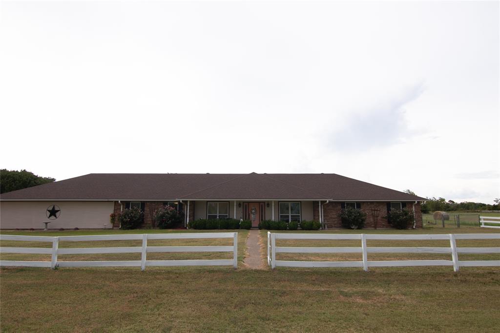 13818 Cr 2857 Property Photo 4
