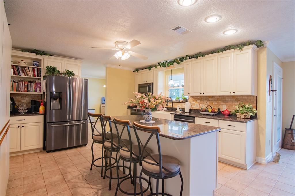 13818 Cr 2857 Property Photo 10