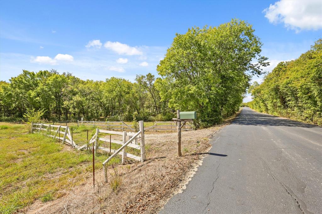 988 County Road 655 Property Photo 1