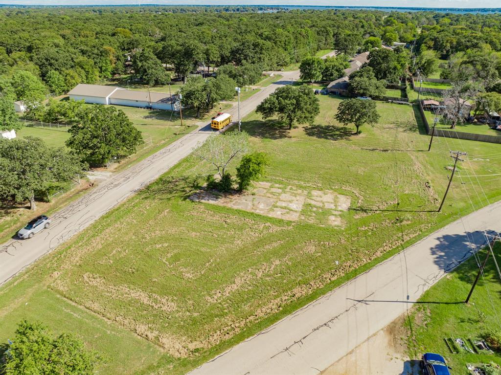 407 Legendary Lane Property Photo 11