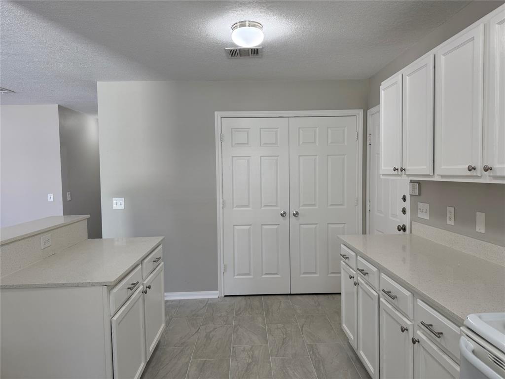 3516 Chicago Street Property Photo 6