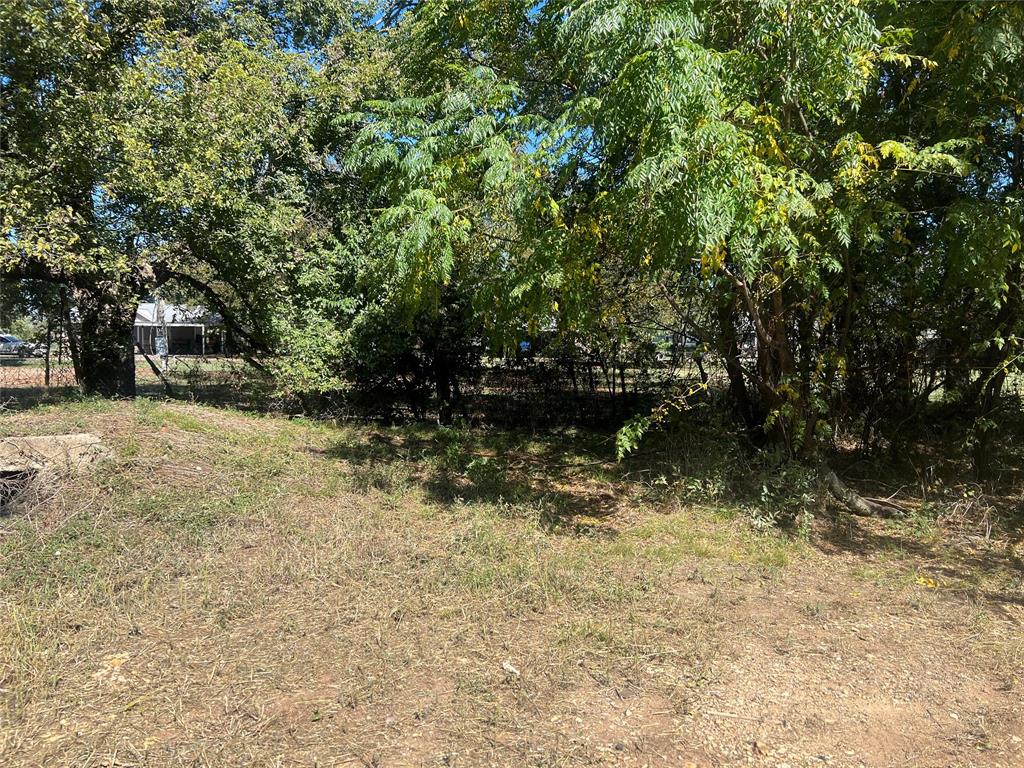 406 N Cleburne Whitney Road Property Photo 7