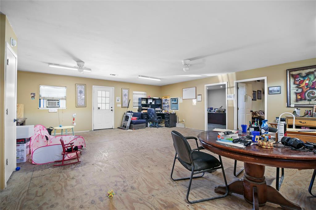 439 Fm 2604 Property Photo 22