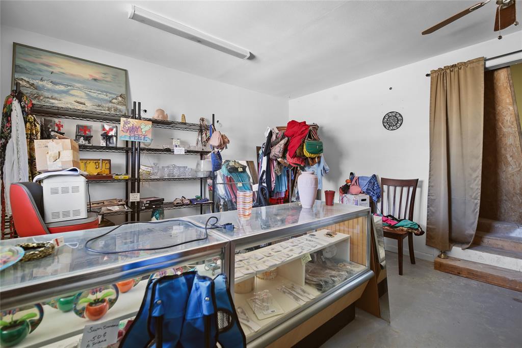 439 Fm 2604 Property Photo 26