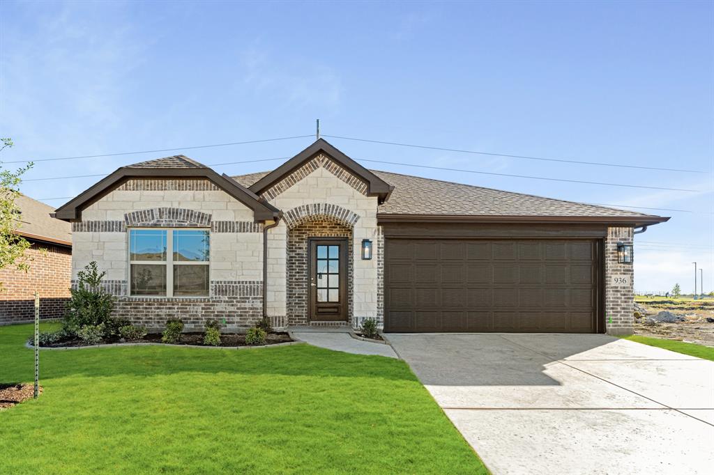 936 Alder Drive Property Photo