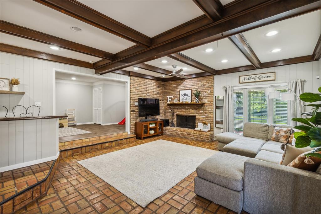 604 Clebud Drive Property Photo 4