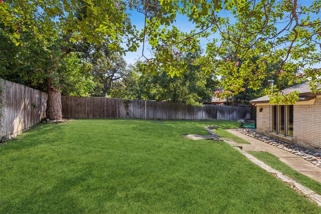 604 Clebud Drive Property Photo 34