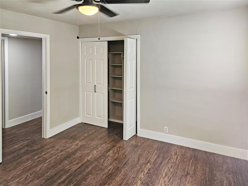 1914 Emerson Lane Property Photo 15