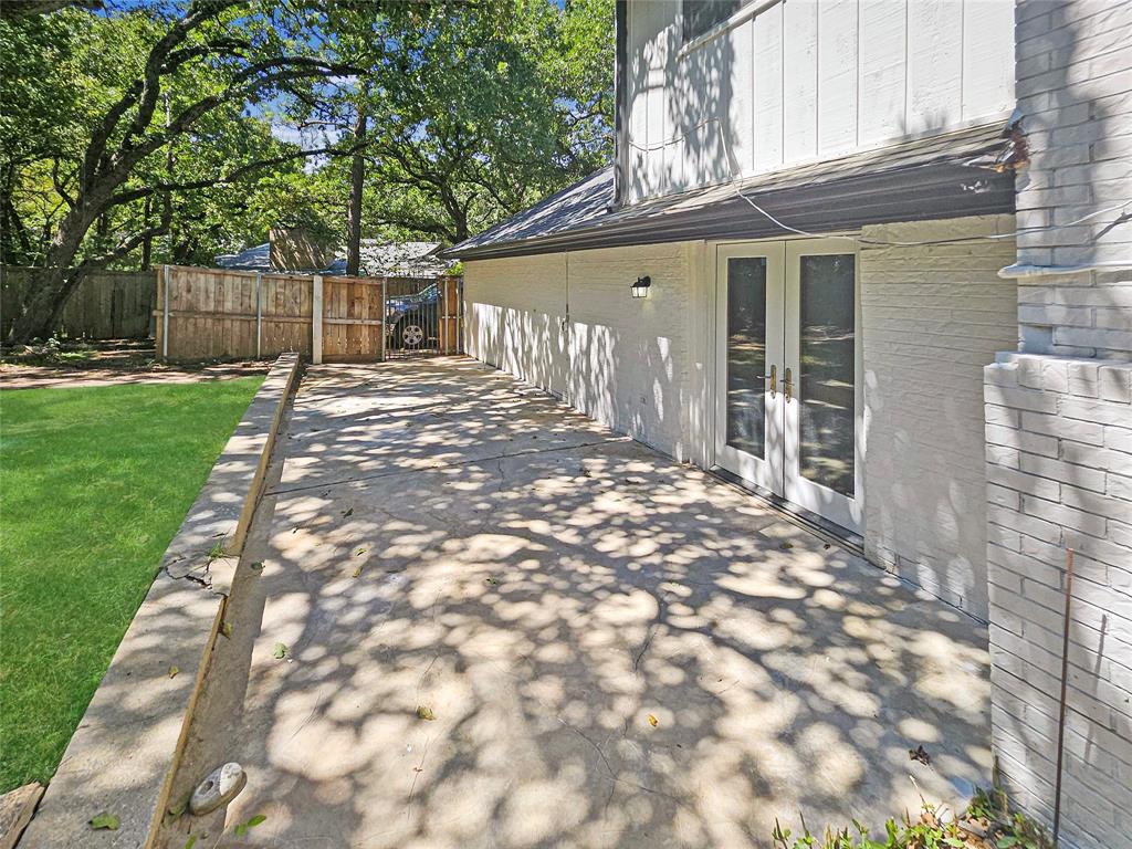 1914 Emerson Lane Property Photo 16