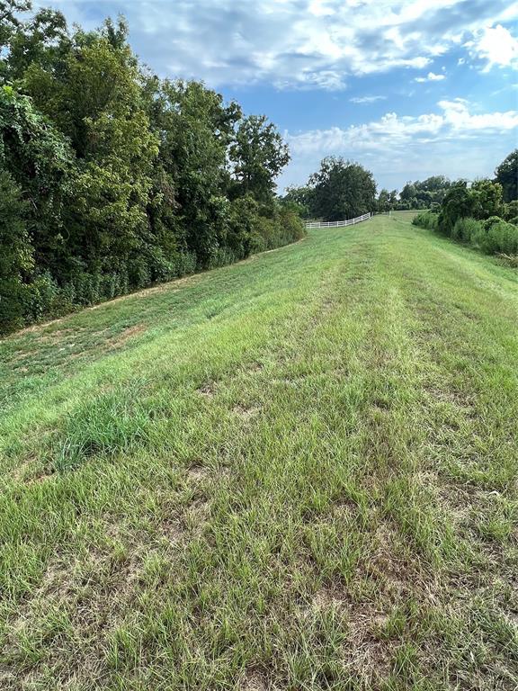 10601 E Kings Highway Property Photo 9