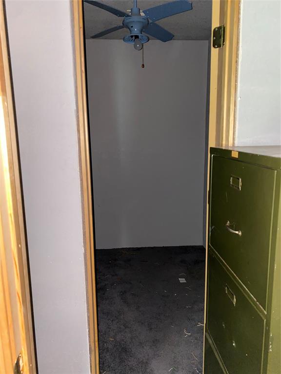 501 W 12th Property Photo 9