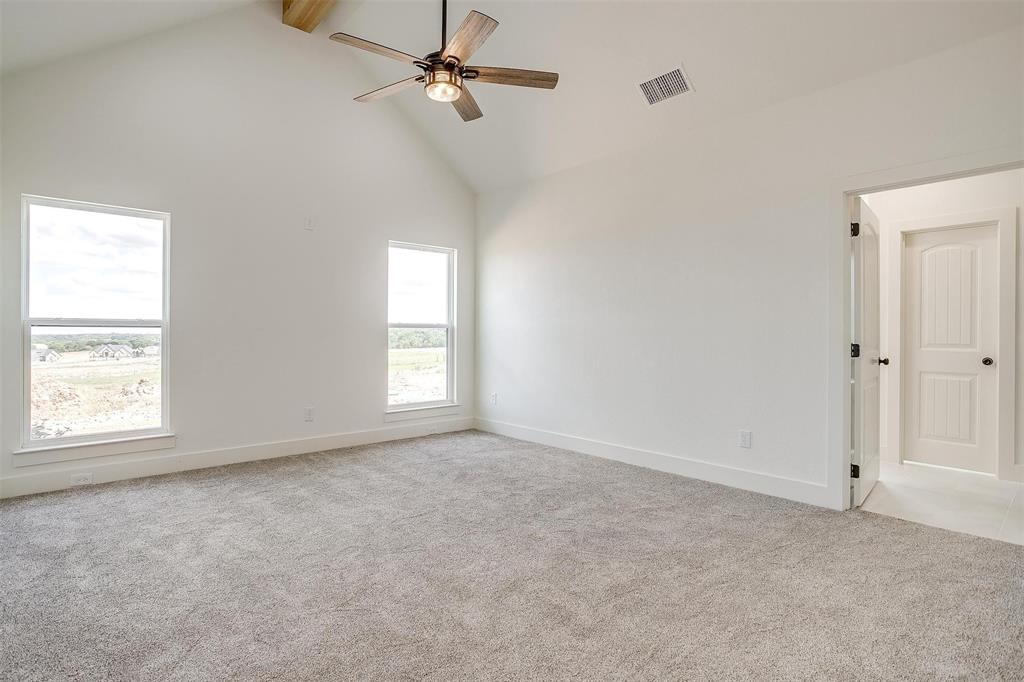 1004 Agnes Property Photo 16