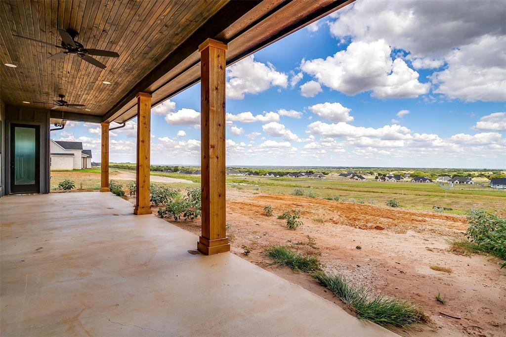 1004 Agnes Property Photo 31