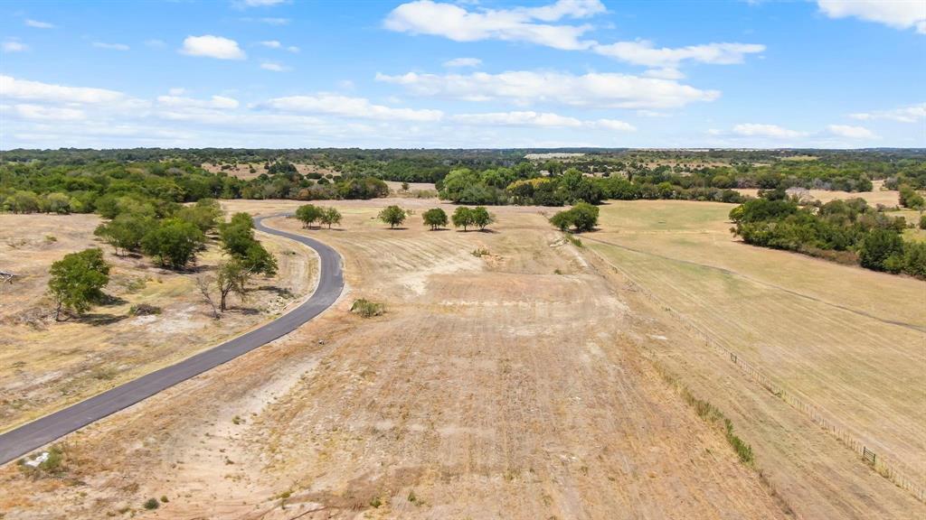 116 Gibson Bend Property Photo 3