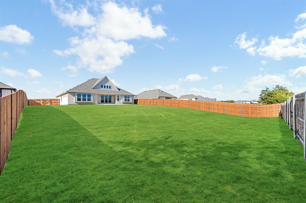 914 S Bluebird Lane Property Photo 39