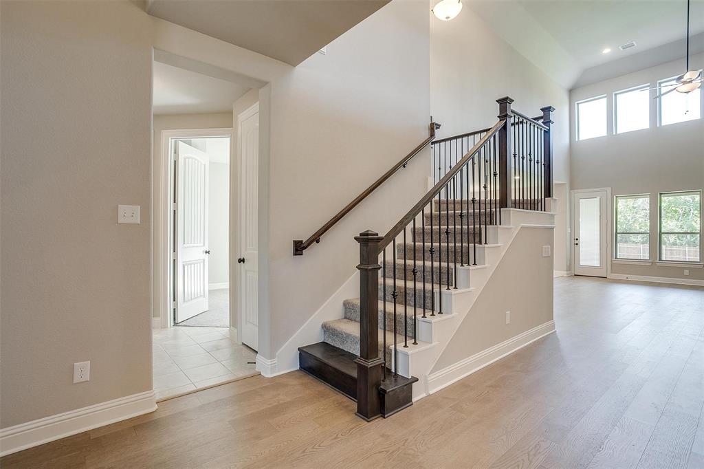 5201 Rutherford Drive Property Photo 8