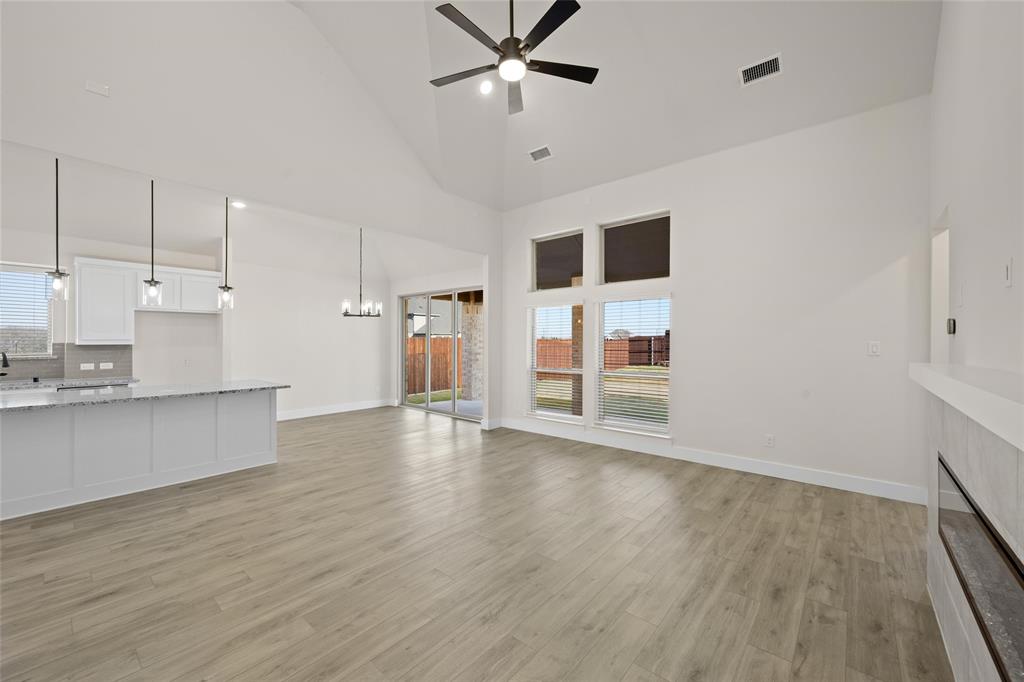 1814 River Hills Court Property Photo 8