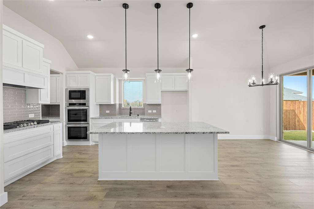 1814 River Hills Court Property Photo 11