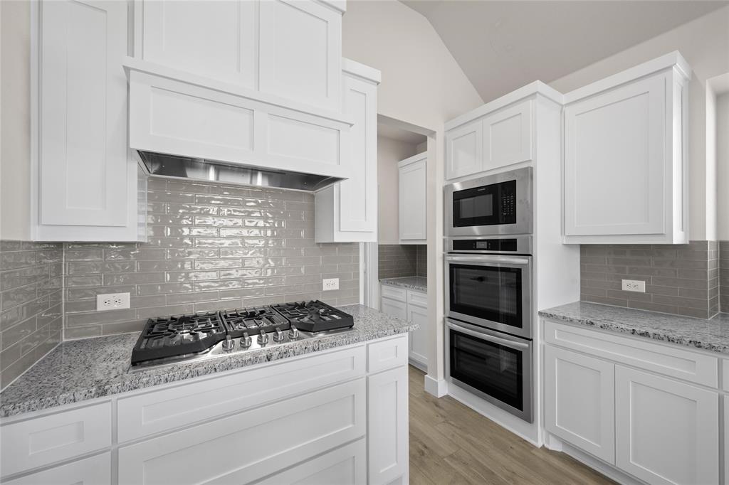 1814 River Hills Court Property Photo 13