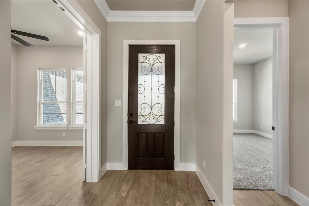 2205 Meteor Drive Property Photo 6