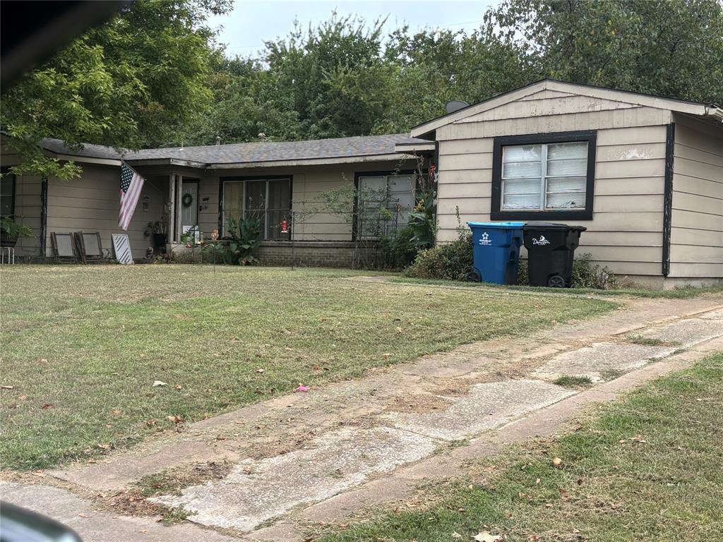 113 Vandenburg Drive Property Photo 1