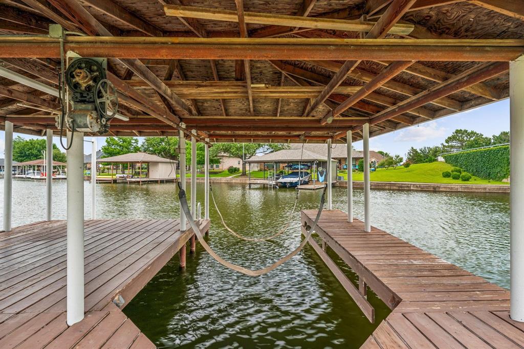 2415 Pebble Drive Property Photo 29