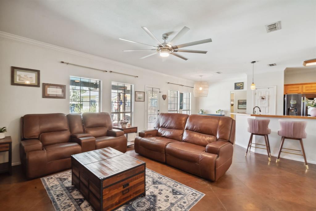 102 Woodrun Court Property Photo 10