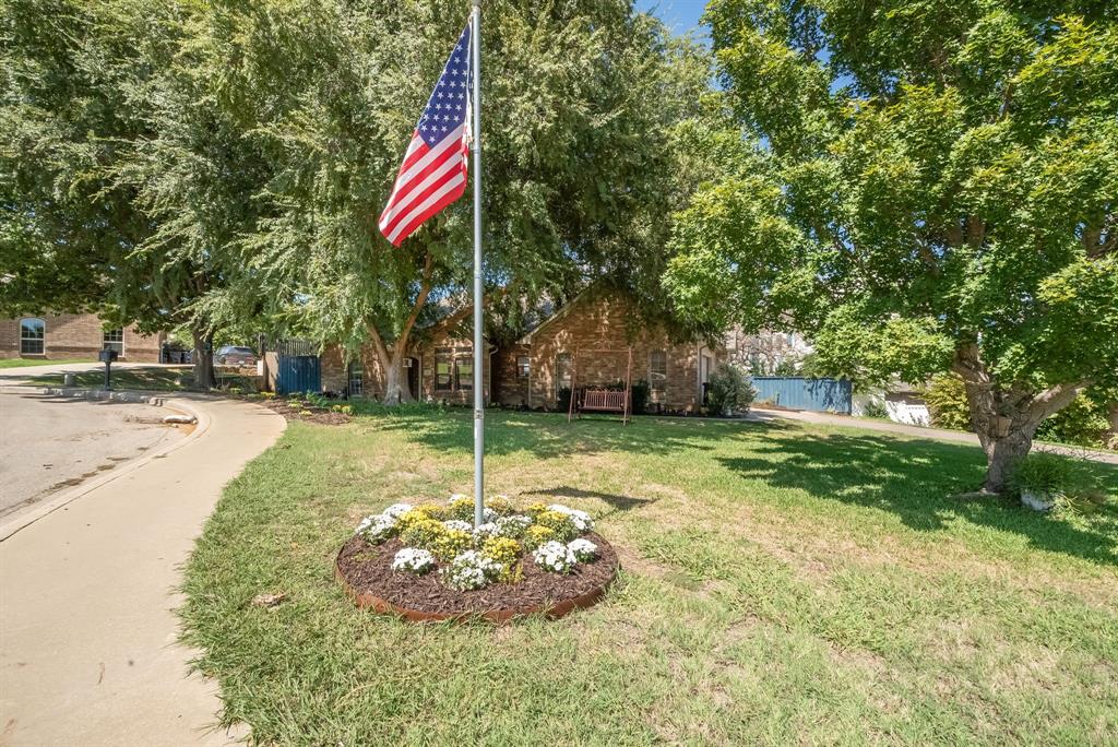 102 Woodrun Court Property Photo 35