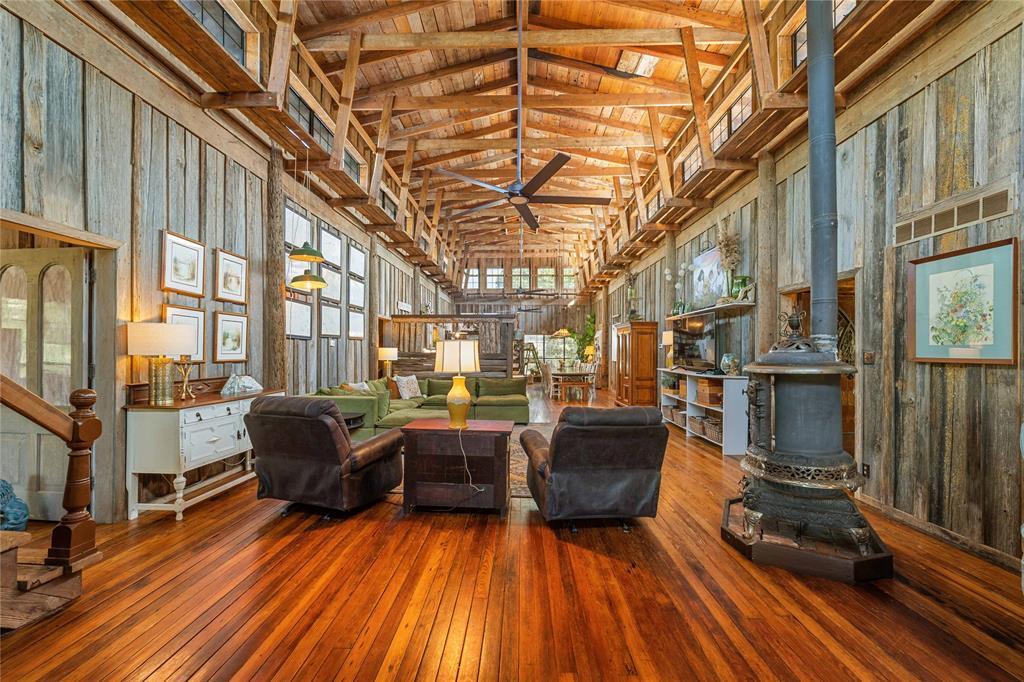 6627 Fm 2632 Property Photo 5