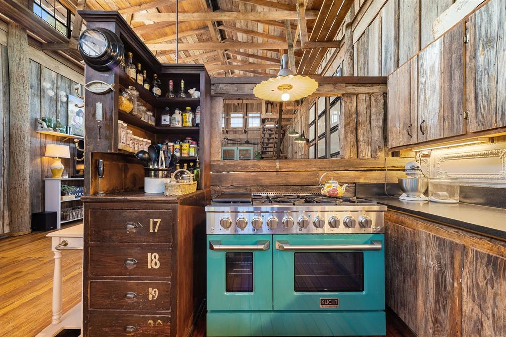 6627 Fm 2632 Property Photo 9