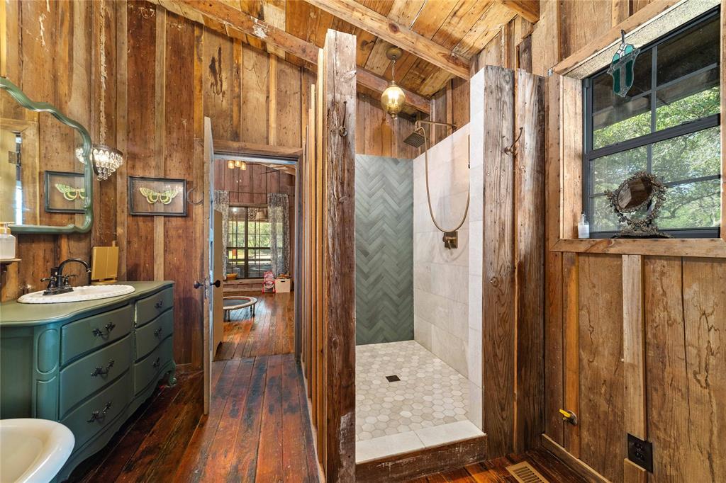 6627 Fm 2632 Property Photo 23